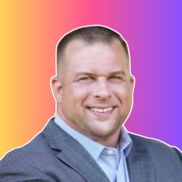 Headshot of Shawn Barron, Chief Revenue Officer at Burst Billing